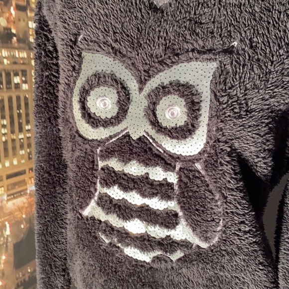 KENSIE - NWT - fuzzy owl sweater w sequins - M - Picture 14 of 16